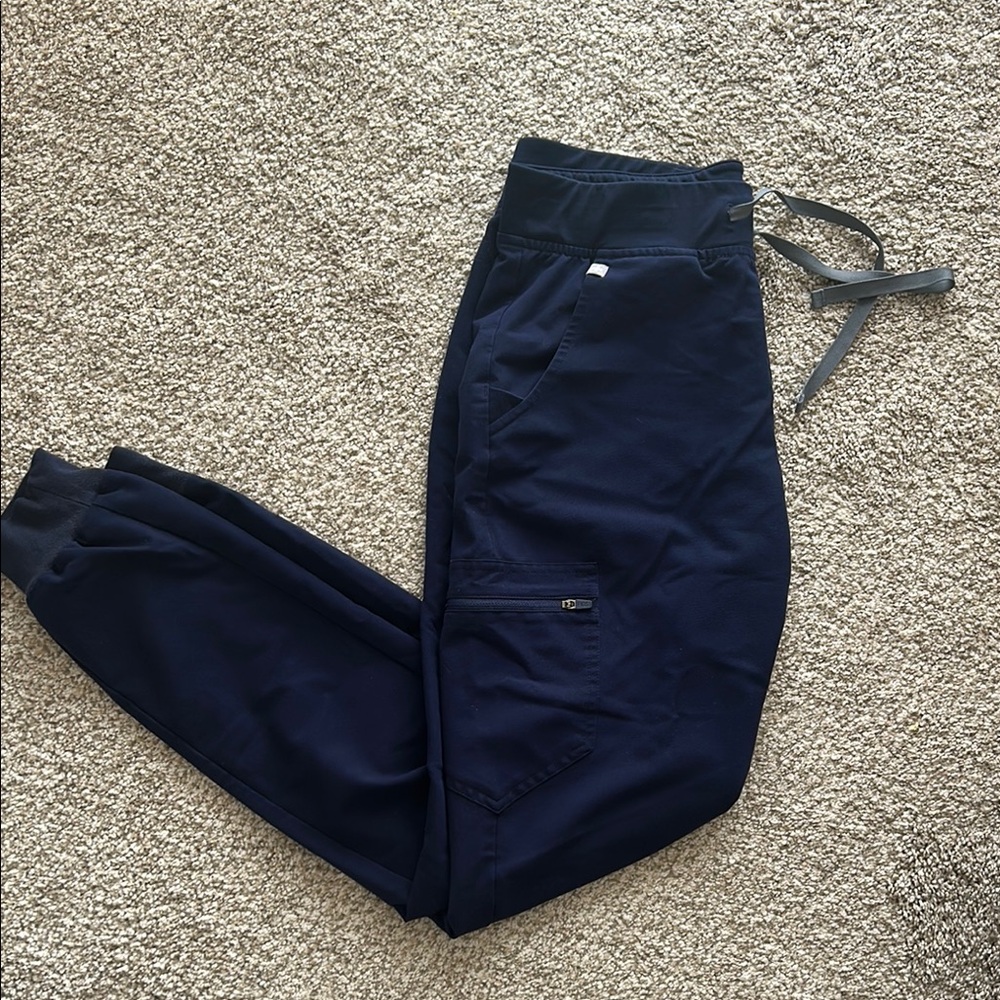 Women’s Navy Jogger Pants - Small TALL